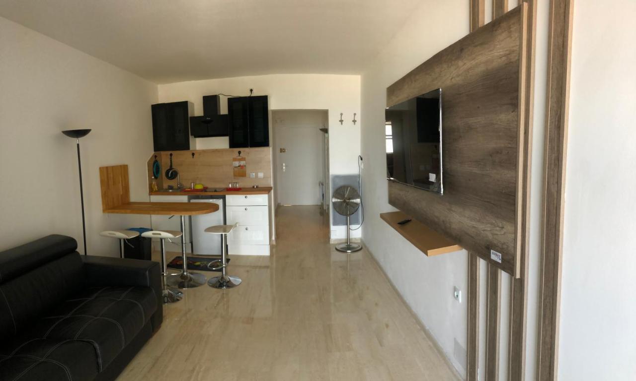 Marina06 Apartment วิลล์เนิฟ-ลูเบ ภายนอก รูปภาพ